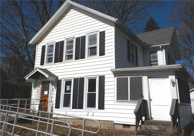 2nd image of 58 Chapel St, Mount Morris, NY 14510 | MLS# R1667744