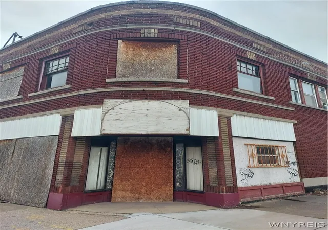Homes for sale in Buffalo, NY | 630 Walden Ave, Buffalo, NY 14211 | MLS# B1667770