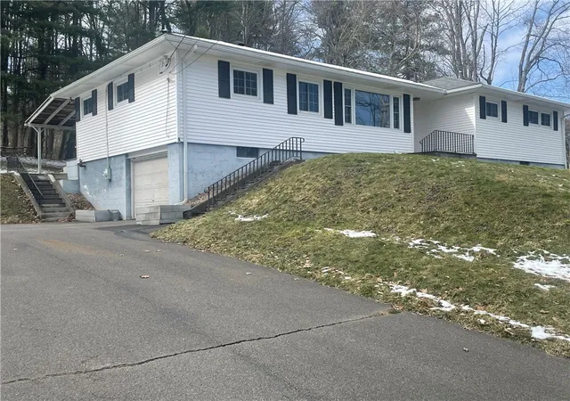 1st image of 9 Mount Pleasant Dr, Bainbridge, NY 13733 | MLS# R1665501