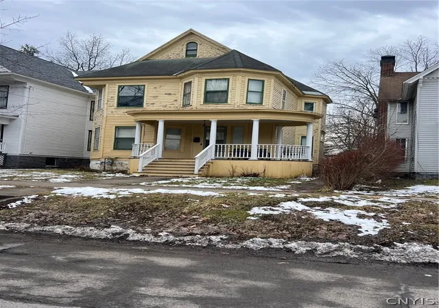 1st image of 110 Clinton Pl, Utica, NY 13501 | MLS# S1667942