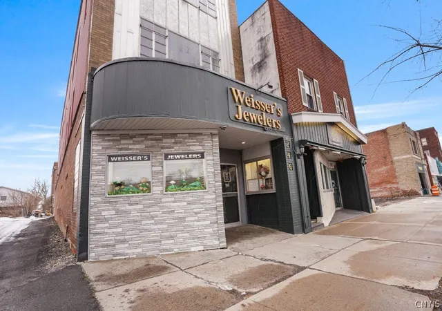 2nd image of 246 N Main St, Herkimer, NY 13350 | MLS# S1668297