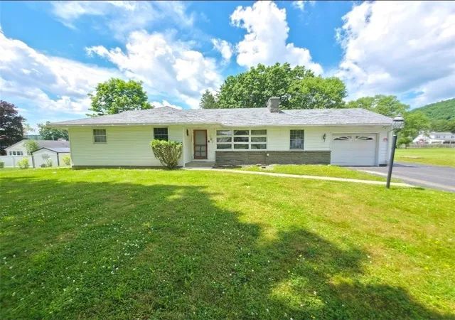 Homes for sale in Elmira, NY | 607 Cornell Rd, Elmira, NY 14905 | MLS# R1668303