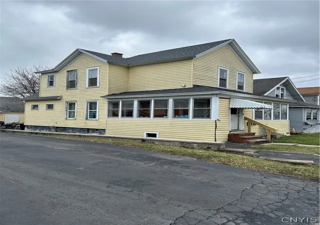 Photo 1 of Sale Pending at 310 2nd Street, Syracuse, NY 13209 | MLS# S1668343 | Listing updated on 2026-06-16