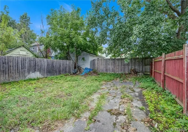 Homes for sale in Buffalo, NY | 219 Courtland Ave, Buffalo, NY 14215 | MLS# B1668379