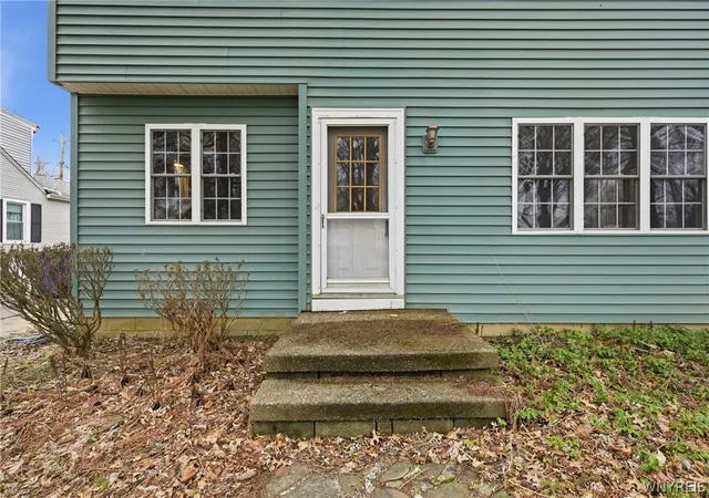 Photo 3 of Sale Pending at 48 Century Dr, Buffalo, NY 14224 | MLS# B1668397 | Listing updated on 2026-08-04