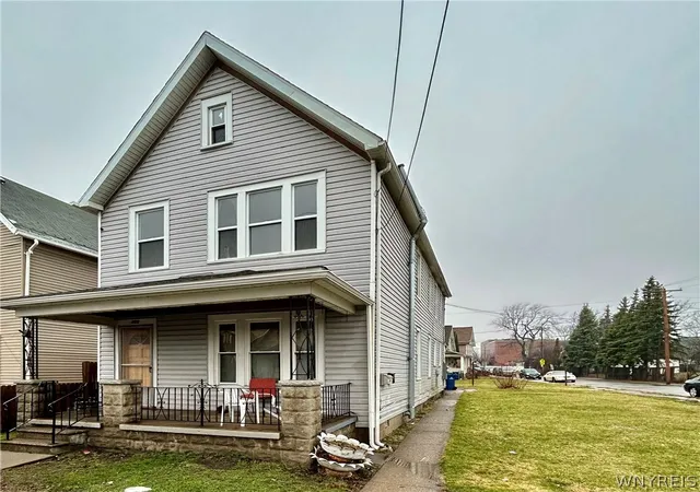Homes for sale in Buffalo, NY | 186 Smith St, Buffalo, NY 14210 | MLS# B1668560