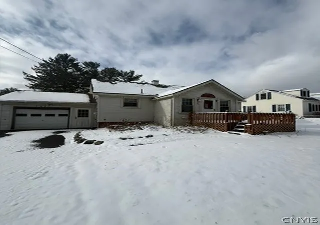 Homes for sale in Deerfield, NY | 5601 Walker Rd, Deerfield, NY 13502 | MLS# S1667336