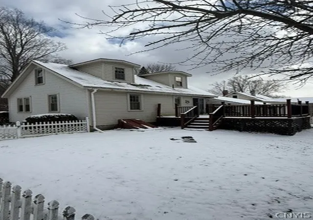 Homes for sale in Deerfield, NY | 5601 Walker Rd, Deerfield, NY 13502 | MLS# S1667336