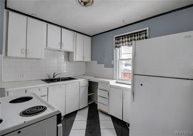 5th image of 339 Windermere Blvd, Buffalo, NY 14226 | MLS# B1668620