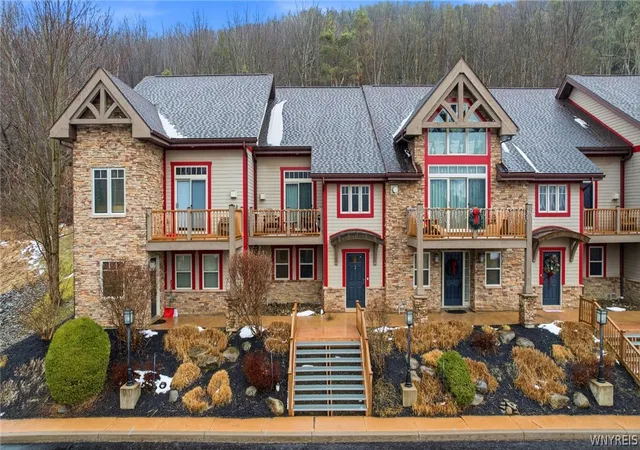 Homes for sale in Ellicottville, NY | 2 Mountainview Upper, Ellicottville, NY 14731 | MLS# B1668372