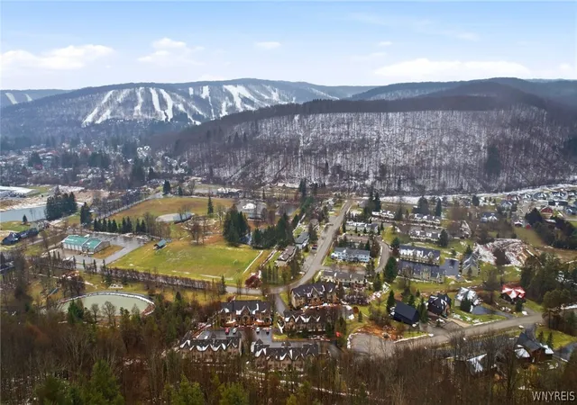 Homes for sale in Ellicottville, NY | 2 Mountainview Upper, Ellicottville, NY 14731 | MLS# B1668372