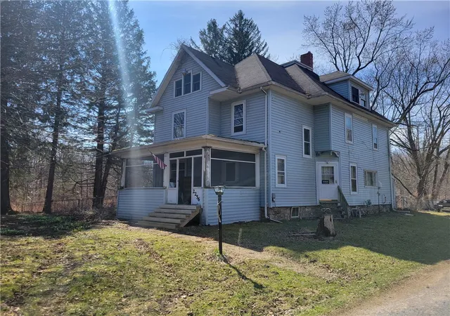 Homes for sale in Phelps, NY | 2256 Townline Rd, Phelps, NY 14456 | MLS# R1668811