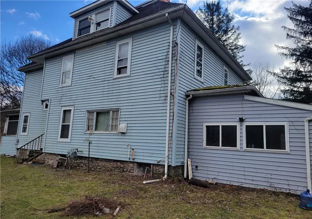 Homes for sale in Phelps, NY | 2256 Townline Rd, Phelps, NY 14456 | MLS# R1668811