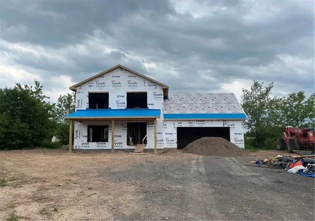 Homes for sale in Hamlin, NY | 4059 Brick Schoolhouse Rd, Hamlin, NY 14464 | MLS# R1668841