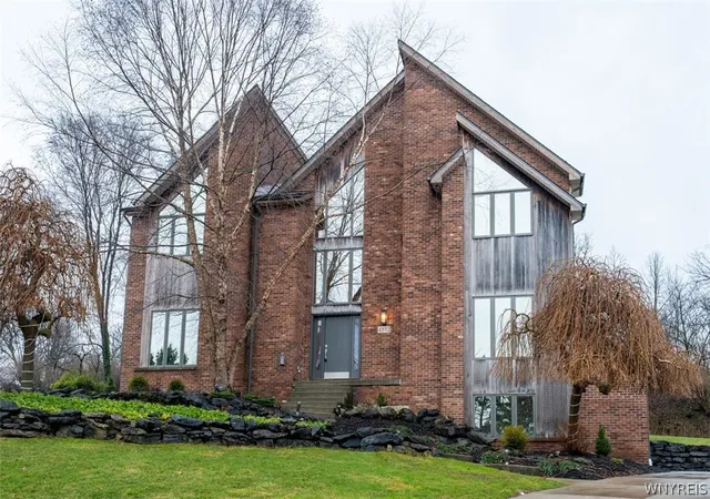 1st image of 4892 Eastbrooke Pl, Buffalo, NY 14221 | MLS# B1667573