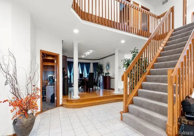 5th image of 4892 Eastbrooke Pl, Buffalo, NY 14221 | MLS# B1667573