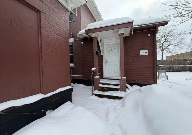 Listing Photo 2 - Condo for sale in building located at 363 Lake Ave, Rochester, NY 14608 - Unit #