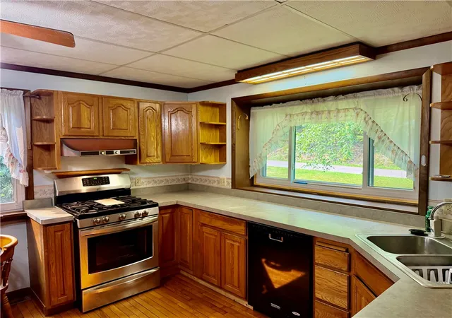 Photo 3 of Sale Pending at 10 Weaver Crk Rd, Painted Post, NY 14870 | MLS# R1668183 | Listing updated on 2026-08-03