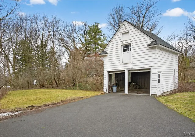Homes for sale in De Witt, NY | 125 Stoneridge Dr, De Witt, NY 13214 | MLS# S1668868