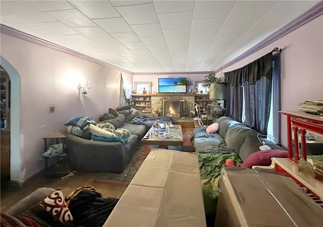 Photo 3 of Sale Pending at 1022 Onondaga Rd, Camillus, NY 13031 | MLS# R1668673 | Listing updated on 2026-06-09