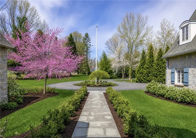 5th image of 509 Allens Creek Rd, Rochester, NY 14618 | MLS# R1662639