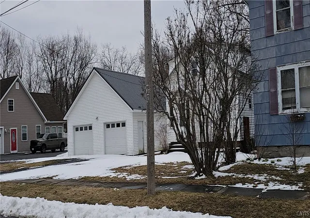 Photo 3 of Sale Pending at 1208 Gill St, Watertown, NY 13601 | MLS# S1669180 | Listing updated on 2026-07-26