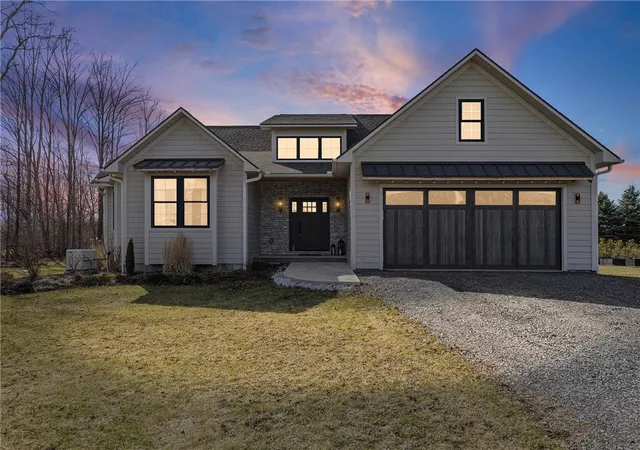 2nd image of 4559 Hoyt Rd, Skaneateles, NY 13152 | MLS# R1669011