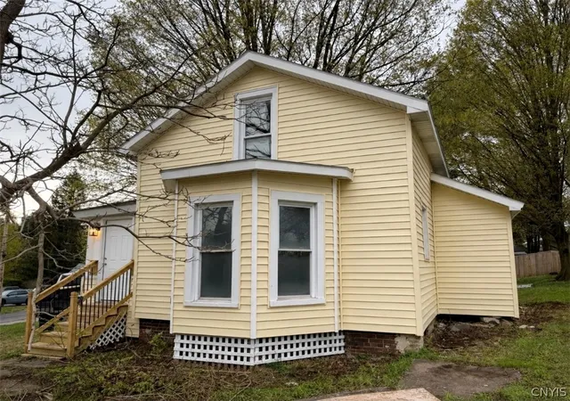 1st image of 42 Bridge St, Carthage, NY 13619 | MLS# S1669324