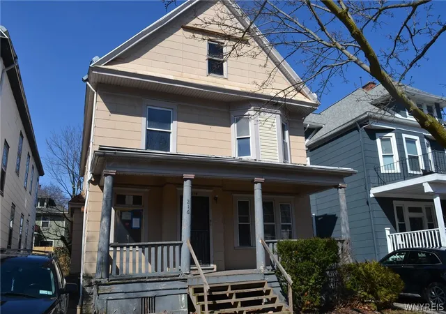Homes for sale in Buffalo, NY | 216 Oxford Ave, Buffalo, NY 14209 | MLS# B1669331