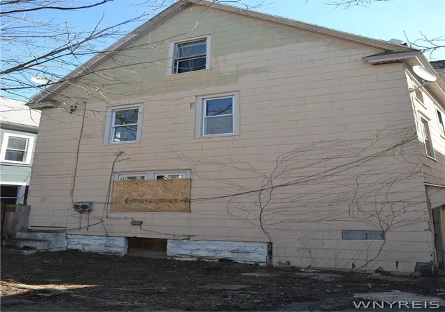 Homes for sale in Buffalo, NY | 216 Oxford Ave, Buffalo, NY 14209 | MLS# B1669331