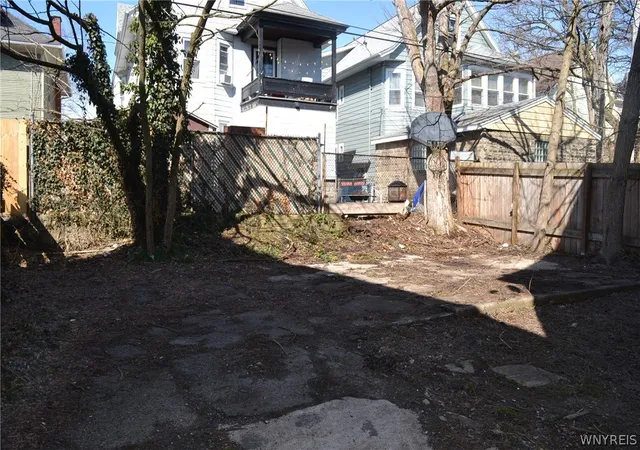 Homes for sale in Buffalo, NY | 216 Oxford Ave, Buffalo, NY 14209 | MLS# B1669331