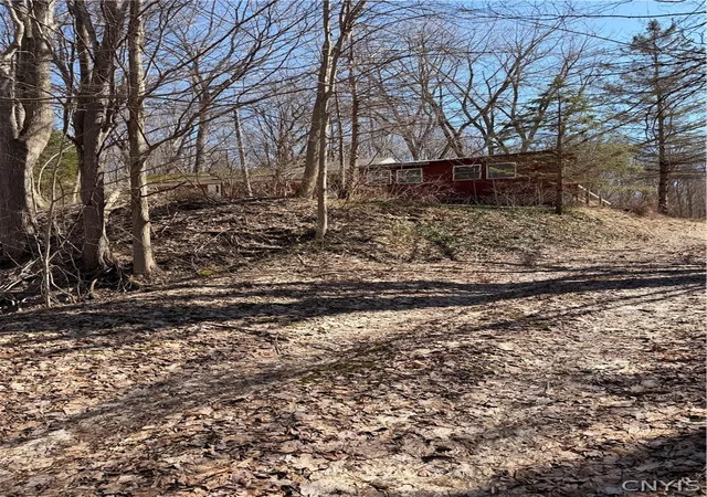 3rd image of 1036 Peru Rd, Elbridge, NY 13080 | MLS# S1669310