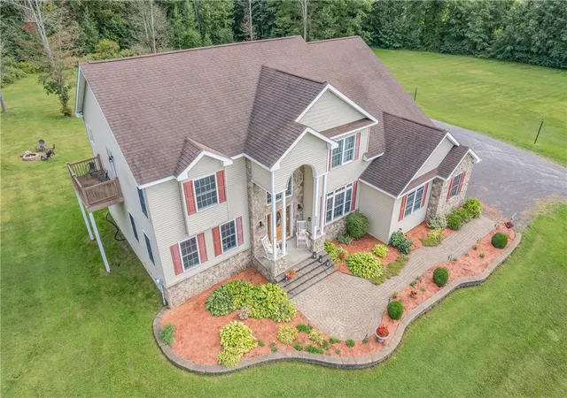 1st image of 6426 Lake Bluff Rd, North Rose, NY 14516 | MLS# R1668932