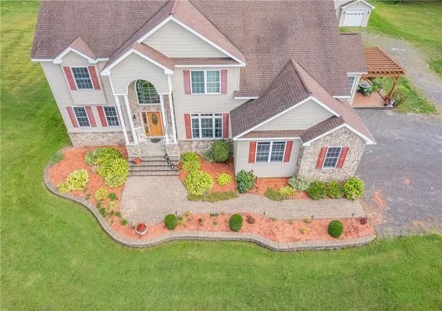 50th image of 6426 Lake Bluff Rd, North Rose, NY 14516 | MLS# R1668932