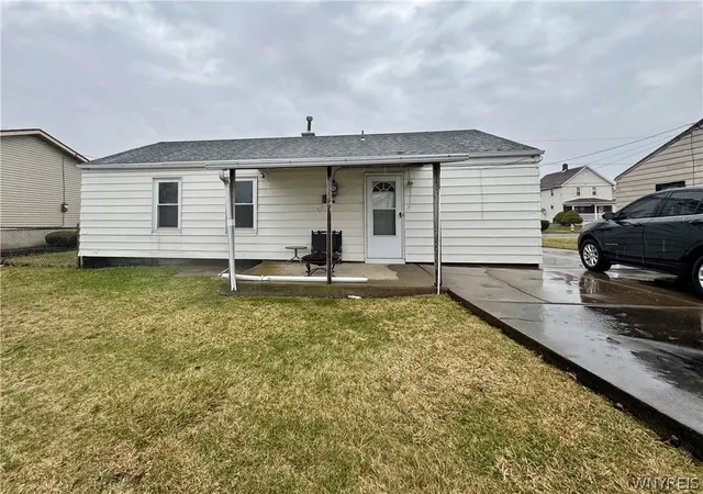 Homes for sale in Niagara Falls, NY | 1731 Tennessee Ave, Niagara Falls, NY 14305 | MLS# B1669553
