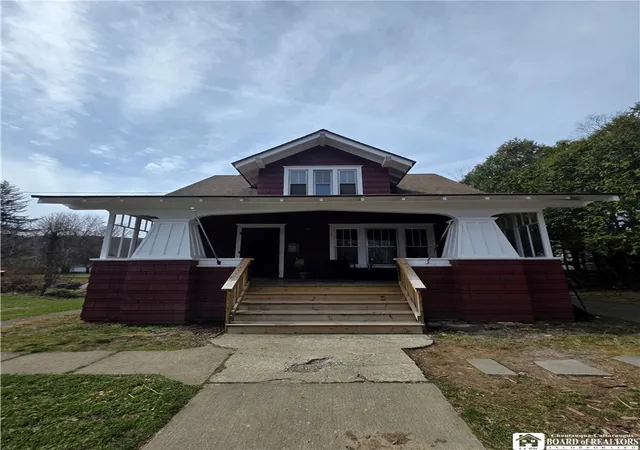 Homes for sale in New Albion, NY | 23 S Franklin St, New Albion, NY 14719 | MLS# R1668816