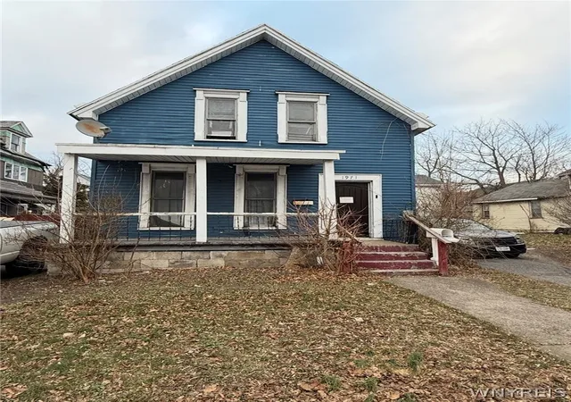 Homes for sale in Buffalo, NY | 1971 Niagara, Buffalo, NY 14207 | MLS# B1669257