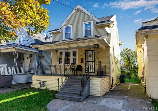 Homes for sale in Buffalo, NY | 639 Norfolk Ave, Buffalo, NY 14215 | MLS# B1669229