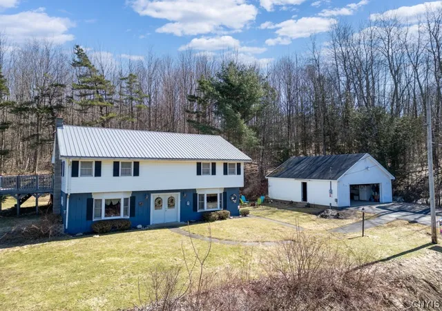 1st image of 1214 Elizabethtown Rd, German Flatts, NY 13357 | MLS# S1669776