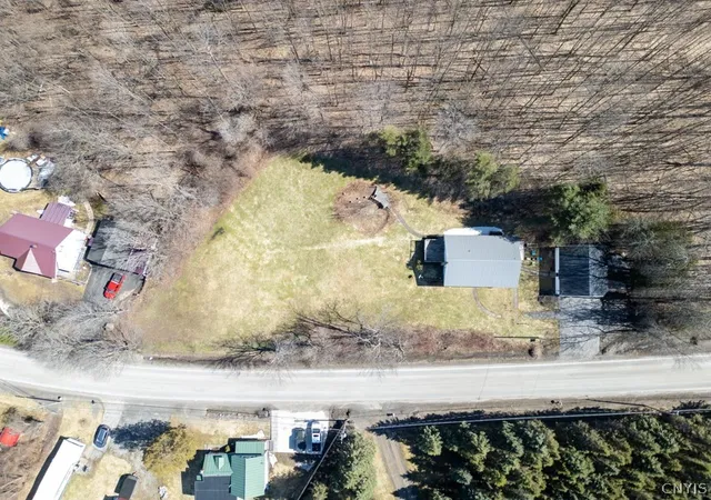 4th image of 1214 Elizabethtown Rd, Ilion, NY 13357 | MLS# S1669776