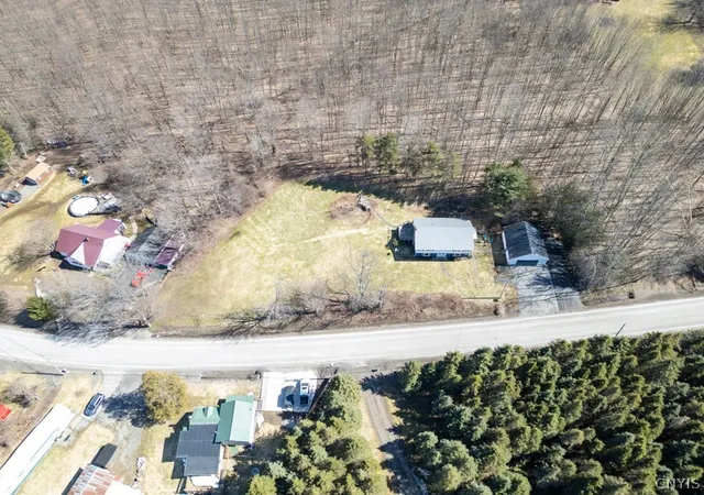 5th image of 1214 Elizabethtown Rd, Ilion, NY 13357 | MLS# S1669776