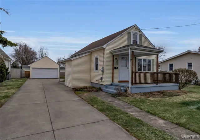 2nd image of 1 Akron St, Lockport City, NY 14094 | MLS# B1669645