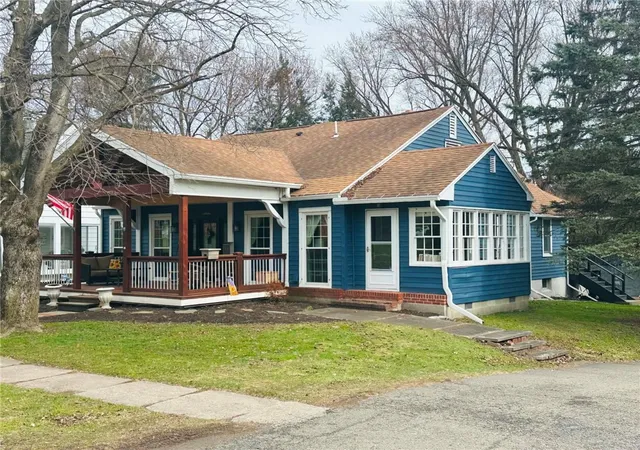 2nd image of 33 S Main St, Bainbridge, NY 13733 | MLS# R1669826