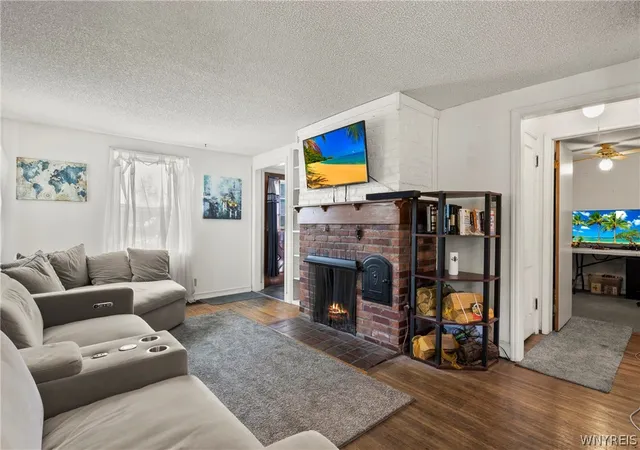 Photo 3 of Sale Pending at 5284 Sheridan Dr, Buffalo, NY 14221 | MLS# B1666720 | Listing updated on 2026-05-12