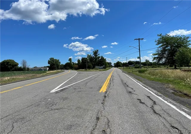 5th image of 1537-1557 Braley Rd N, Youngstown, NY 14174 | MLS# B1669926