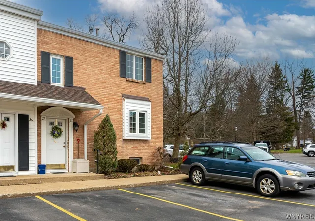 2nd image of 270 Buffalo Rd, Aurora, NY 14052