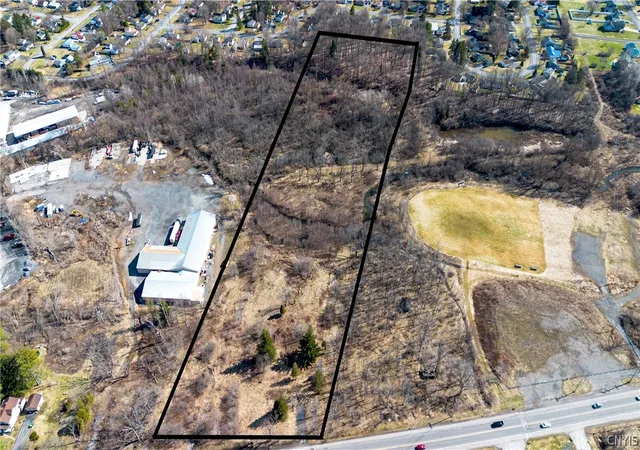 1st image of 4450 Middle Settlement Rd, New Hartford, NY 13413 | MLS# S1669955