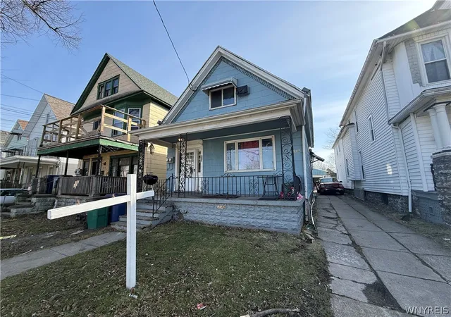 3rd image of 213 Benzinger St, Buffalo, NY 14206 | MLS# B1669327