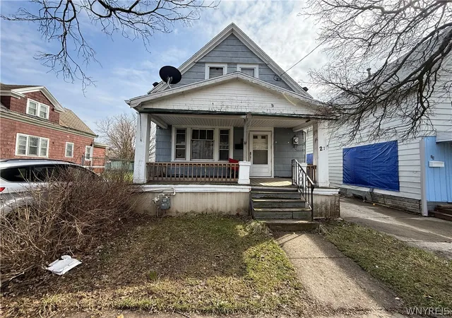 1st image of 27 Lang Ave, Buffalo, NY 14215 | MLS# B1667976