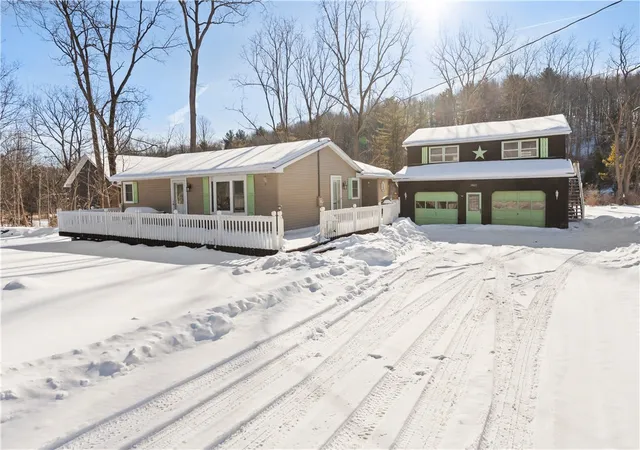 Homes for sale in Naples, NY | 8823 Eelpot Rd, Naples, NY 14512 | MLS# R1640071